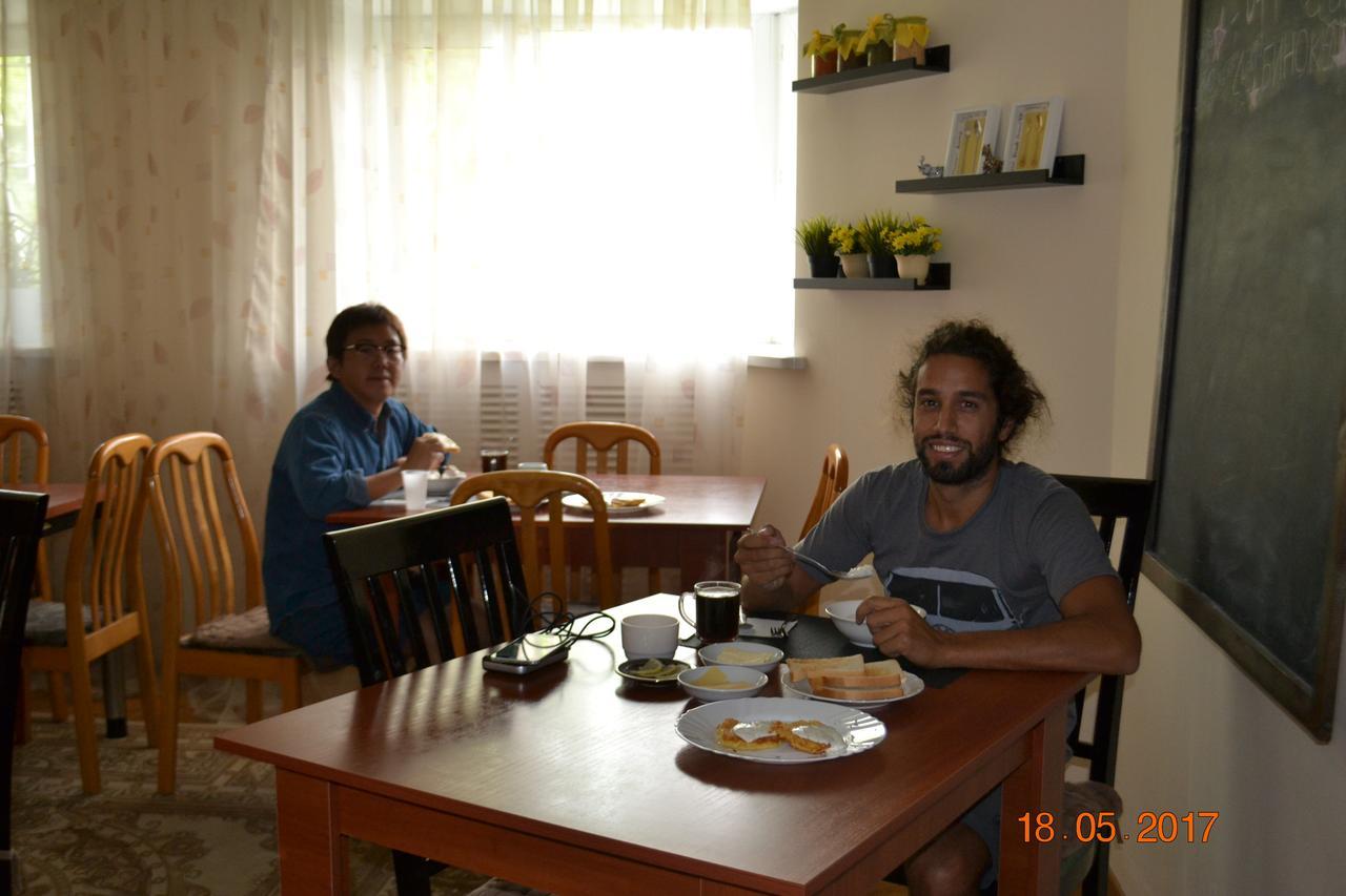 Interhouse Almaty Hostel Eksteriør bilde
